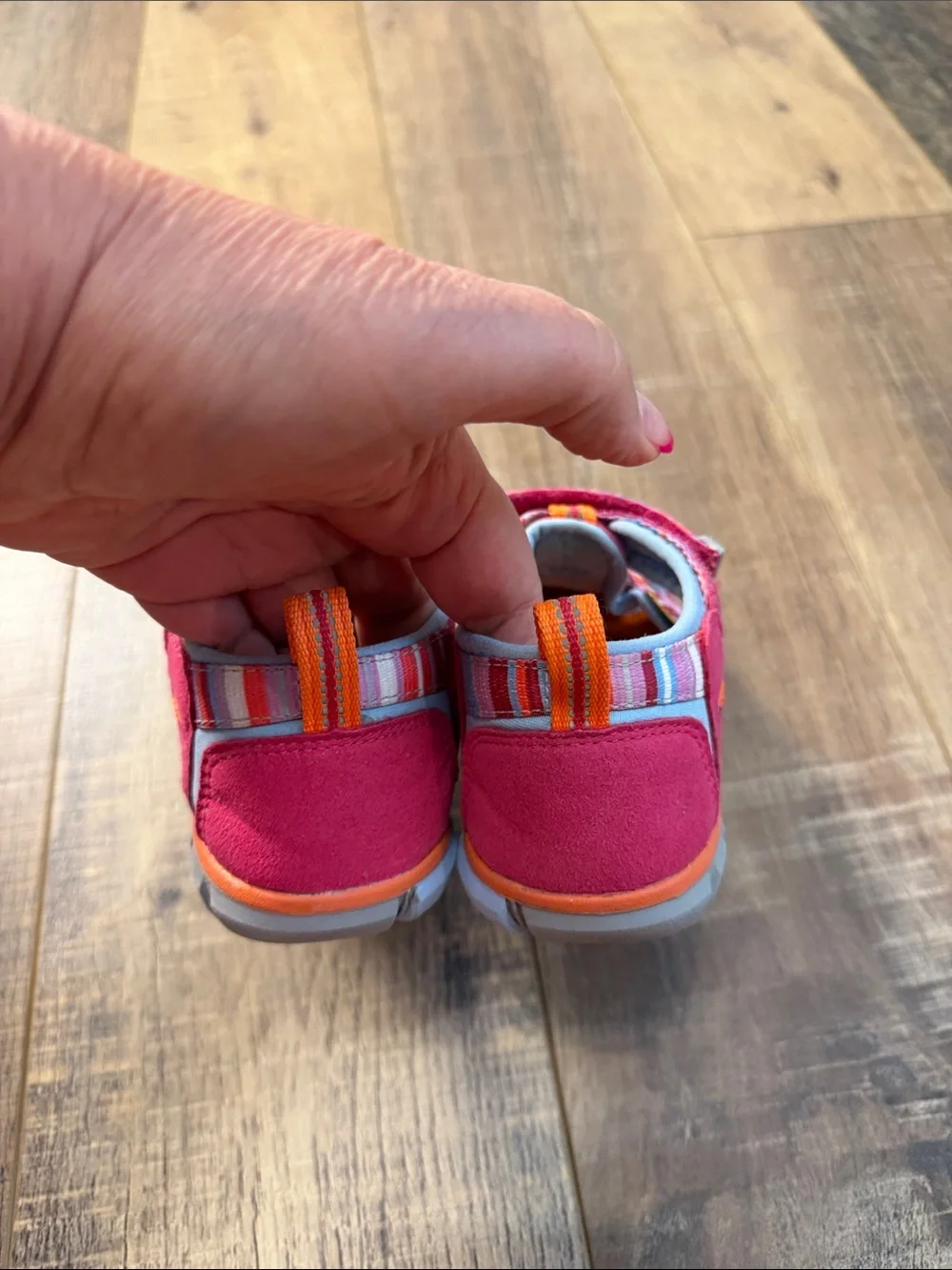 Keen Seacamp II CNX Washable Hiking Sandals Pink Big Kids Size 1